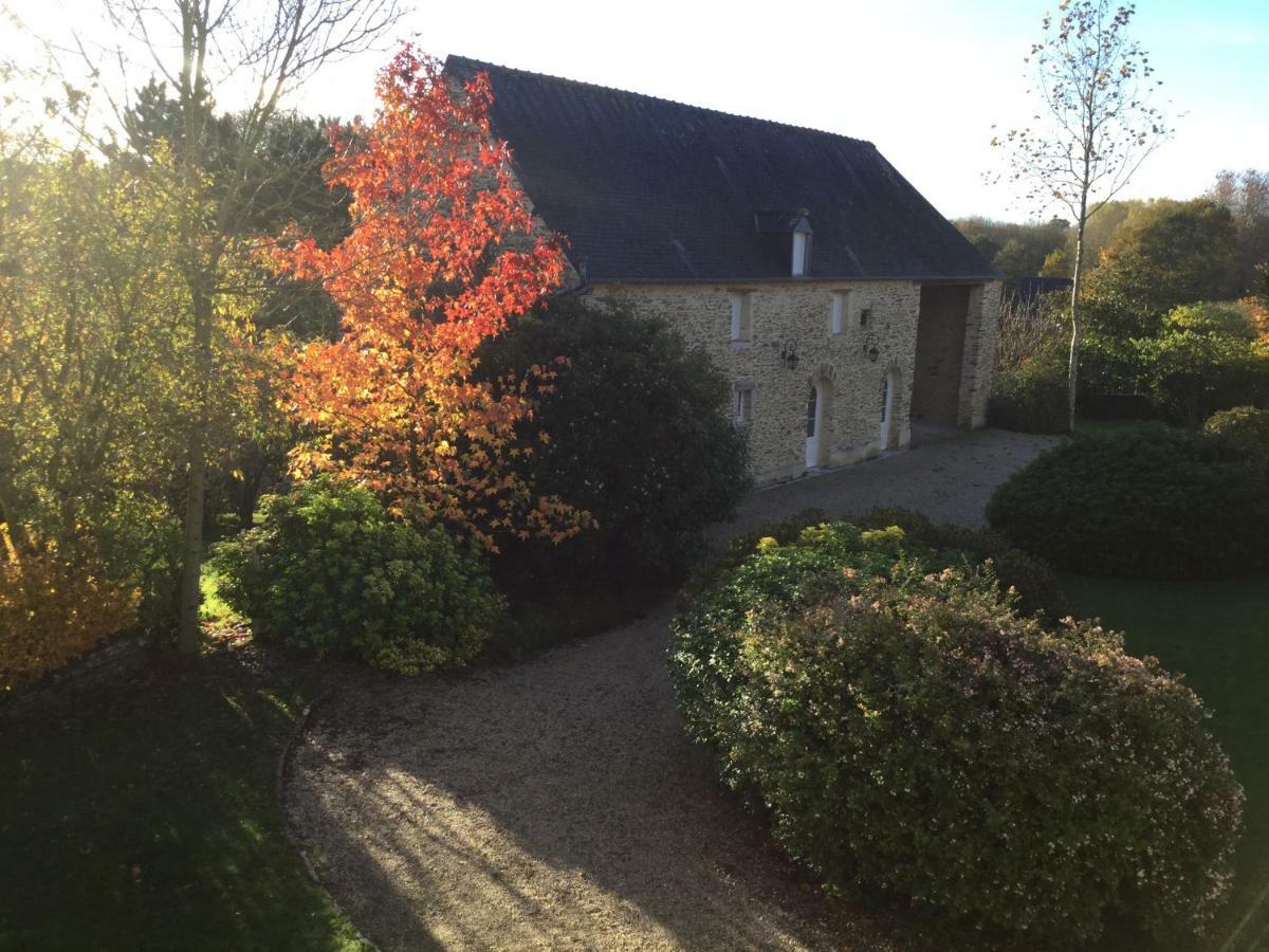 Gite De La Butte Le Molay-Littry Bagian luar foto