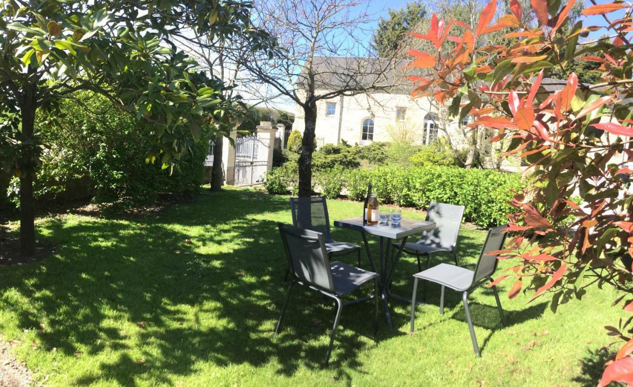 Gite De La Butte Le Molay-Littry Bagian luar foto